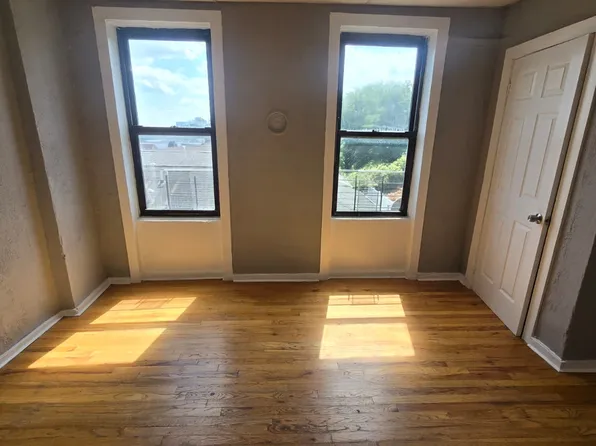 47 Milford Ave, Newark, NJ