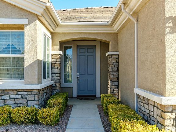 2nd image of 19482 Crystal Springs Ln