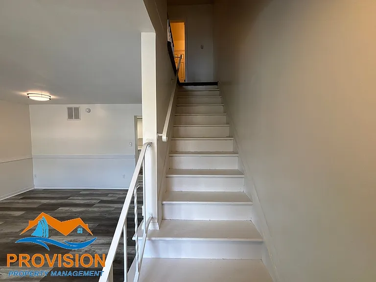 463 Longtowne Ct — Photo 9