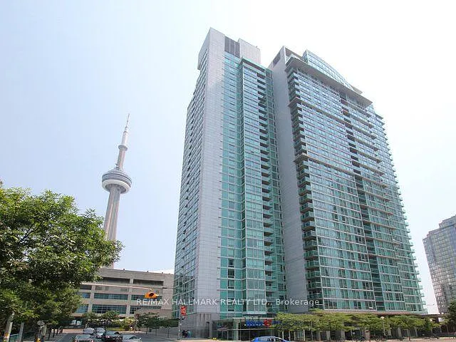 81 Navy Wharf Ct #3302 — Photo 2