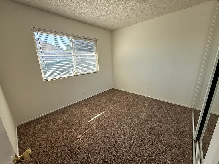 6252 Maloof Ave — Photo 4