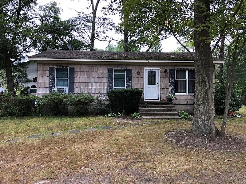 1581 Noyack Rd, Southampton, NY 11968 Zillow
