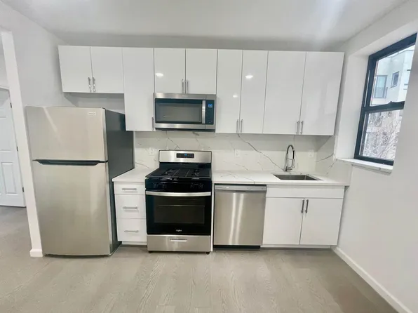 35 Rock Street image 15 of 30