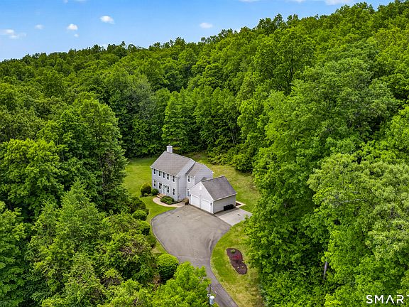 3rd image of 31 Potter School Road