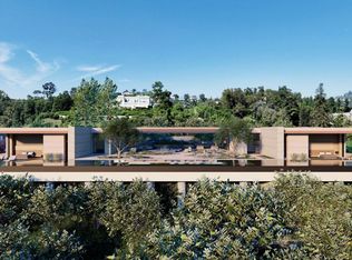 520 Stonewood Dr, Beverly Hills, CA 90210