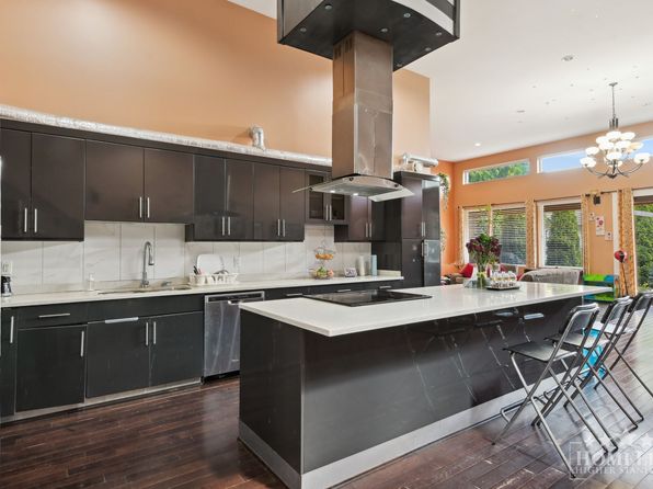 5 bedroom rental in Delta — photo 11