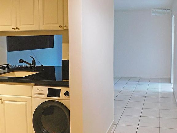 4th image of 6545 Indian Creek Dr APT 206
