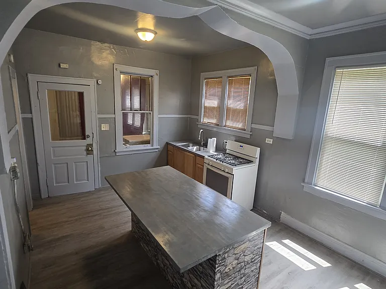 4451 S Shields Ave #1 — Photo 14