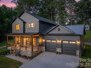 5676 Marblestone Dr, Granite Falls, NC 28630