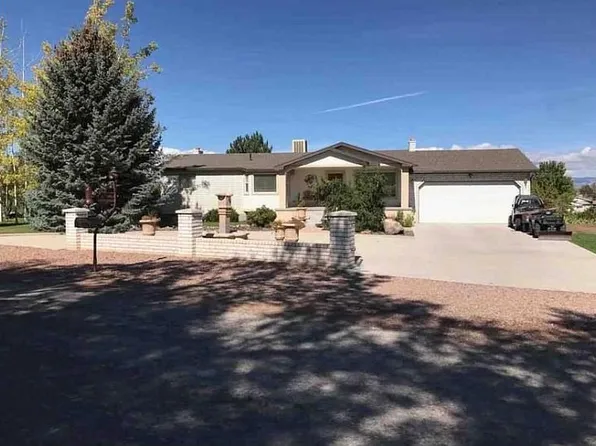 2525 E Pebbles Acres Dr, Vernal, UT 84078