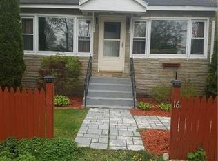 16 Wakefield Rd, Kent Lakes, NY 10512