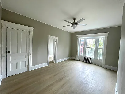 Rented by A P Realty Group NY LTD | media 15