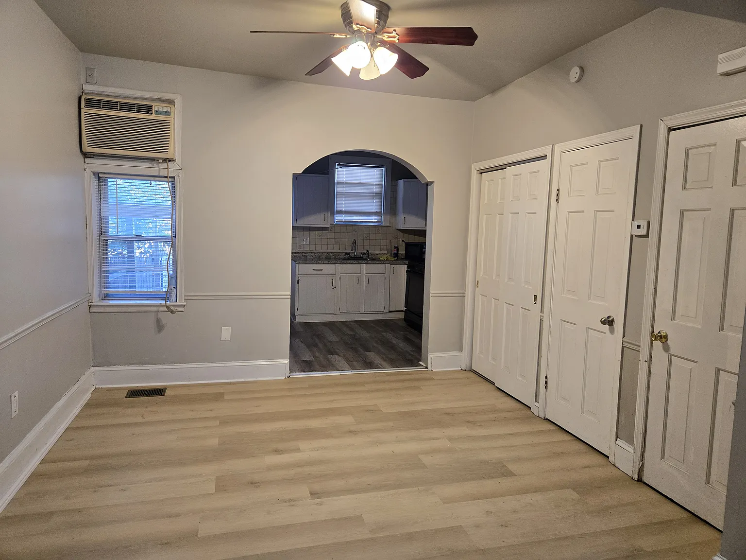 3 bed, 1036 sqft, $1,600 — Photo 4