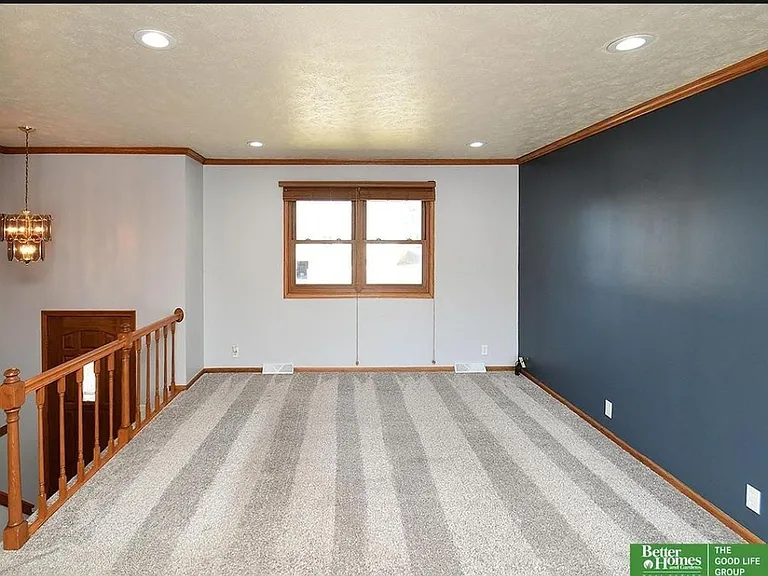 11823 N 157th St — Photo 3