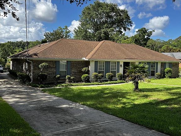 2nd image of 4103 Lake Cir N