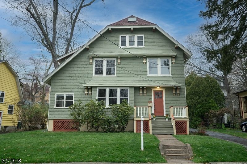 1st image of 377 Meadowbrook Ln