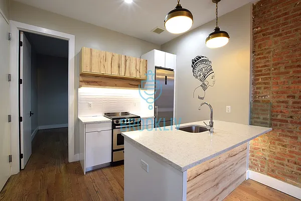 Rented by null | media 13