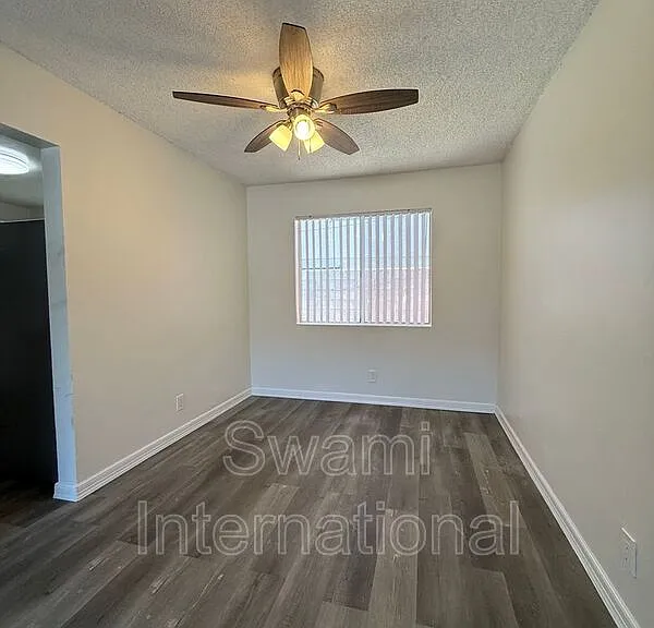 13612-24 1/2 Doty Ave — Photo 11