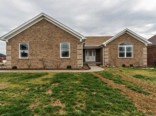 8422 Aberdeen Ln, Charlestown, IN 47111