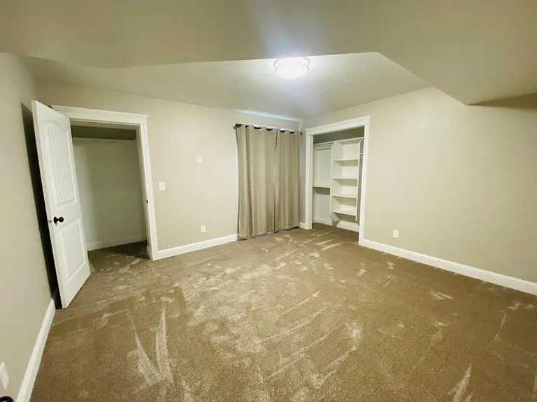 708 Emma Ct — Photo 20