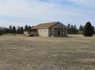 1476 Meadowlark Dr, Colby, KS 67701