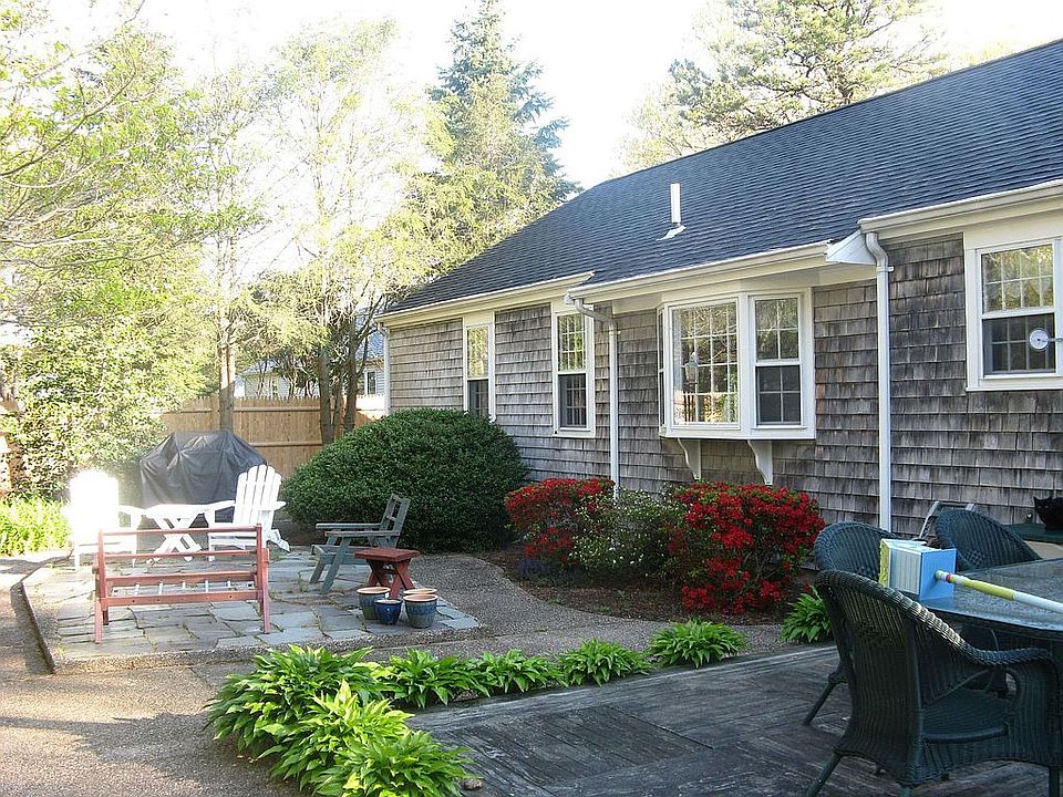 2nd image of 53 Rosemary Ln