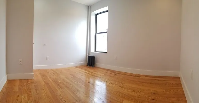 Rented by Zjama Realty Corp | media 12