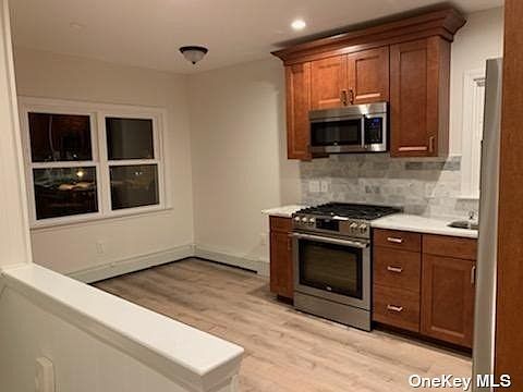 2nd image of 14 Franklin Ave Floor 2