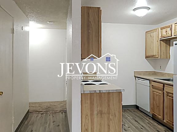 4th image of 626 N Tweedt St APT 201