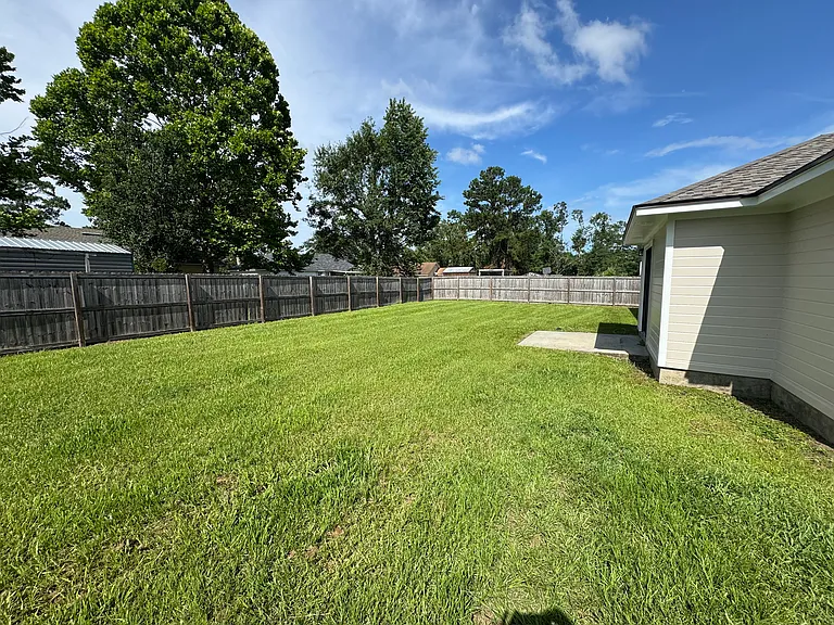 2012 Northside Dr — Photo 11