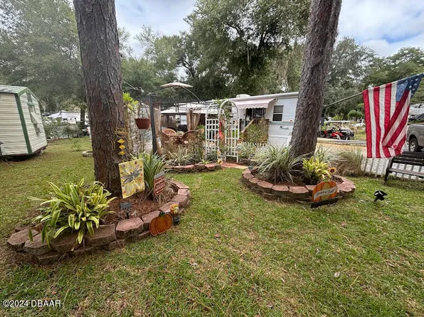 25223 NE 143rd St #165, Fort Mc Coy, FL 32134