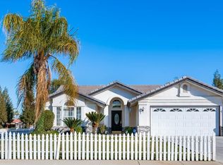 3217 Champagne Way, Bakersfield, CA 93306