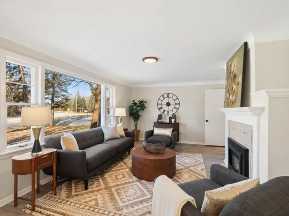 401 Plymouth Rd, Minnetonka, MN 55305