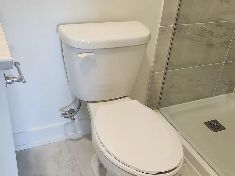 16 Melbourne Ave N #106B — Photo 4