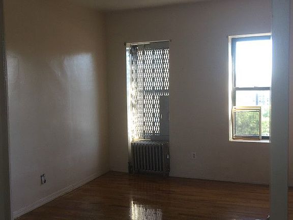 2nd image of 105 E 122nd St APT 2W