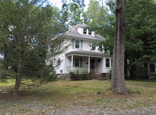 1 Sunset Rd #1, Wellesley, MA 02482