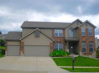 3035 Strawberry Ridge Dr, Arnold, MO 63010