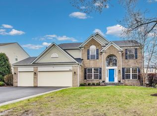 761 Porter Cir, Lindenhurst, IL 60046