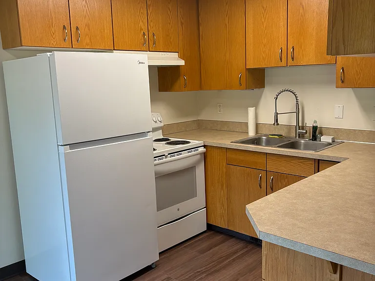 701 Birch St #3 — Photo 3