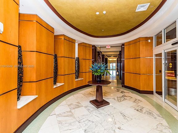 4th image of 16699 Collins Ave APT 1105