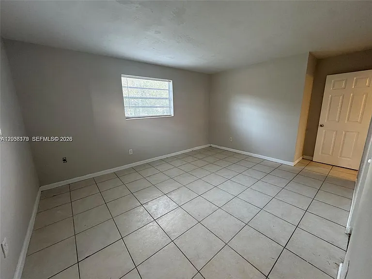 1370 NE 119th St #137006 — Photo 7