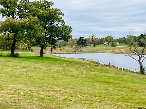 3rd image of 64 White Oak Creek Rnch