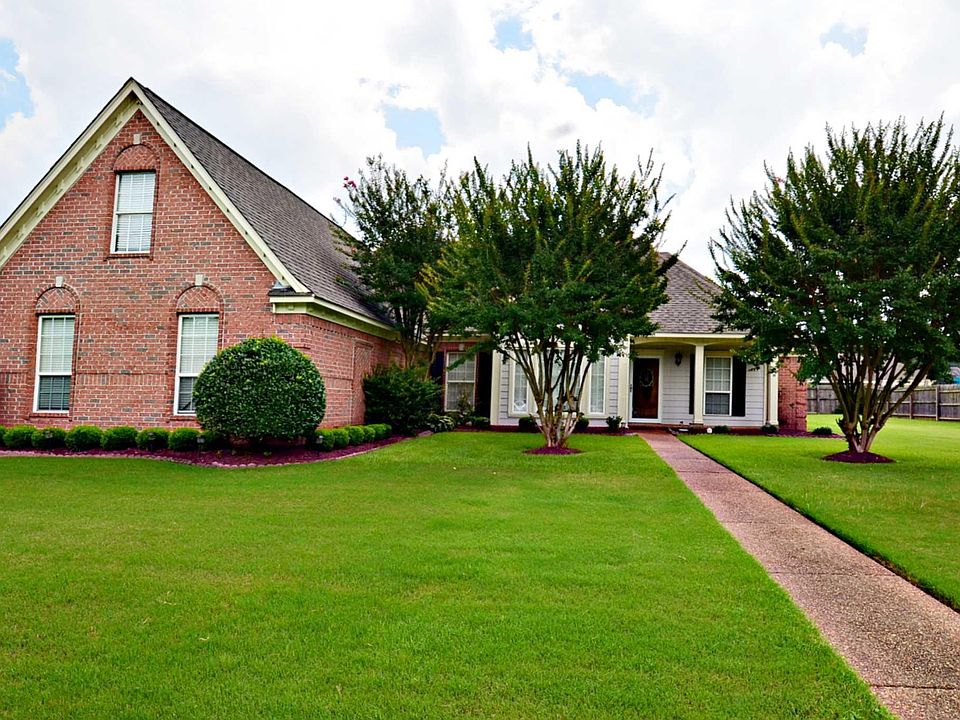 1st image of 6208 Berkshire Cir