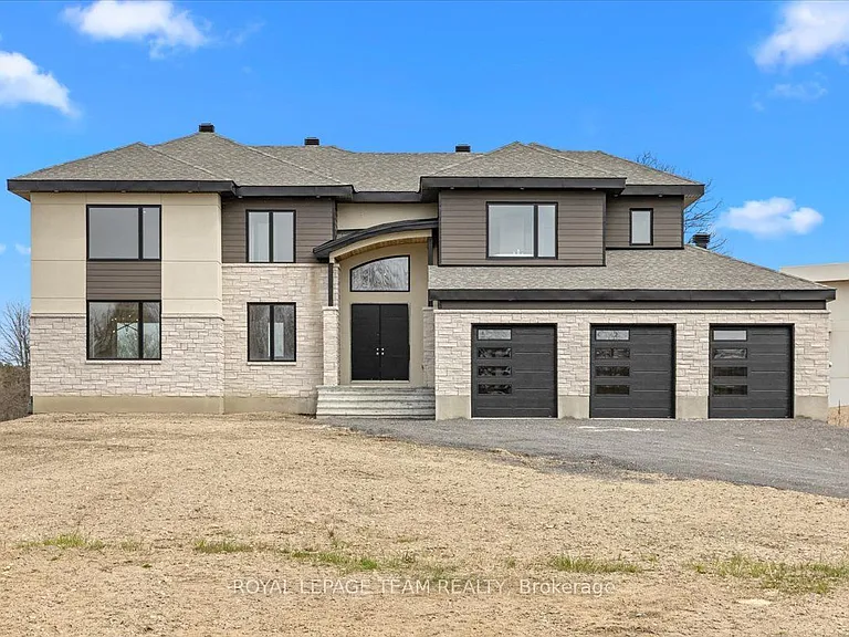 72 Synergy Way — Photo 2