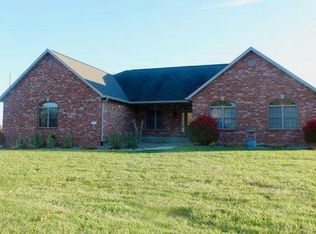 4 Hartfield Ln, Shiloh, IL 62221