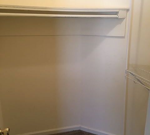 5th image of 4201 Hamilton Cir