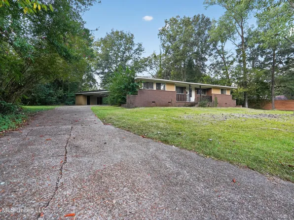 511 Pinecrest Cir, Jackson, MS 39204