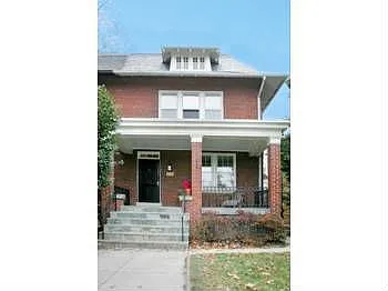 5228 Chevy Chase Pkwy NW photo 1