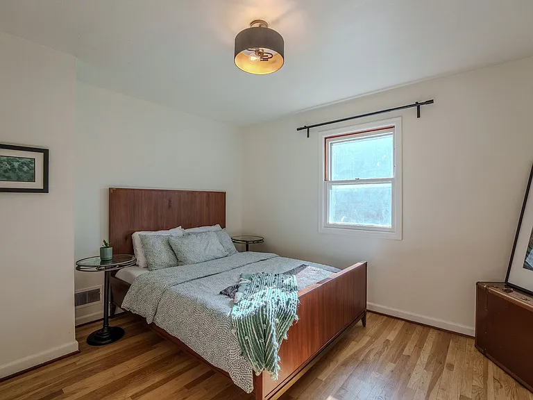8109 SE Lorry Ave — Photo 22