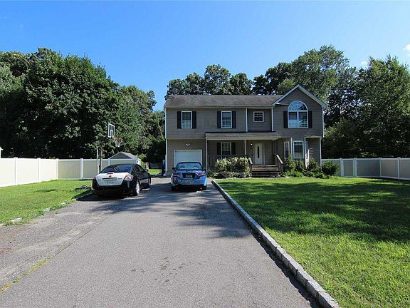 2nd image of 8 Flores Ln